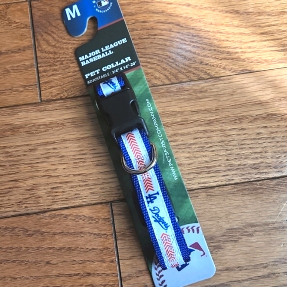 NEW MLB Dodgers Dog Medium Collar, Baseball